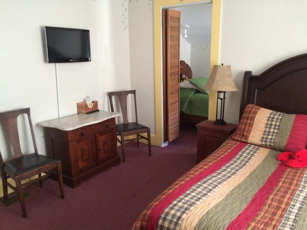 Wilderness Inn Bed And Breakfast Норт-Вудсток Экстерьер фото