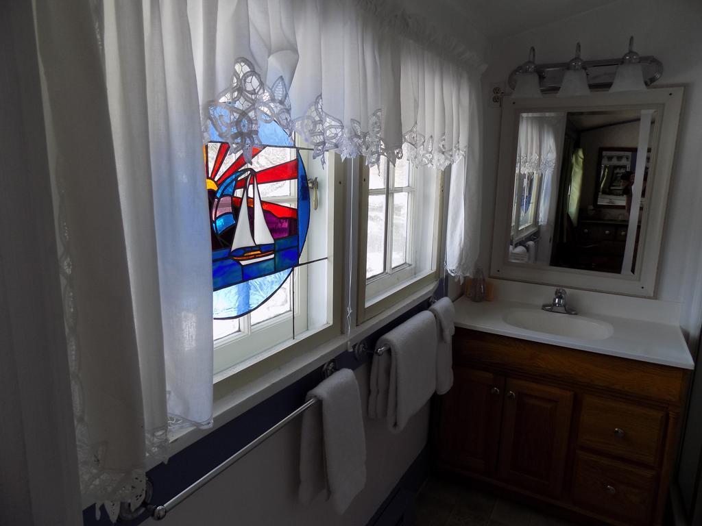 Wilderness Inn Bed And Breakfast Норт-Вудсток Экстерьер фото